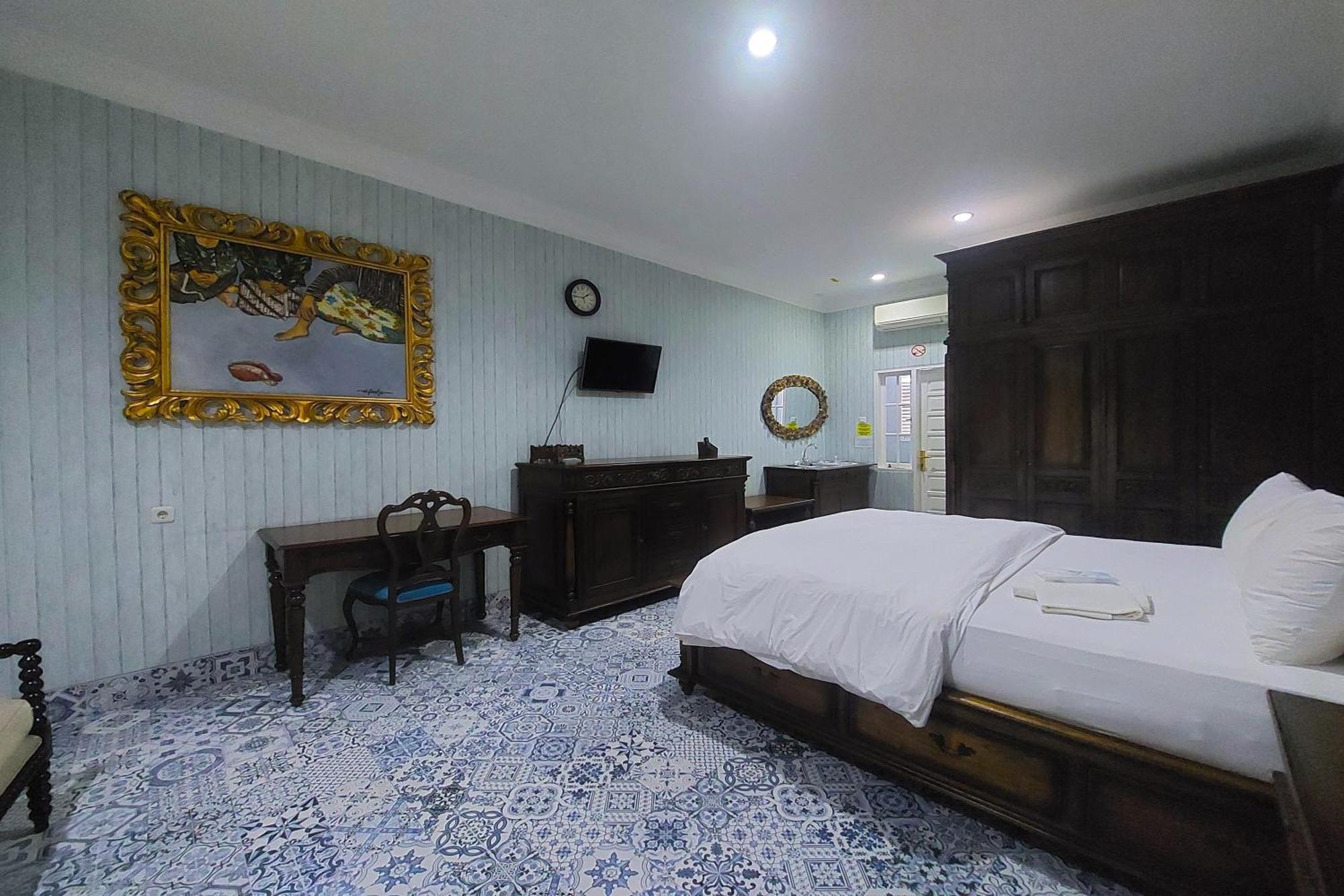 Nonie'S Huis Hotel Medan Esterno foto